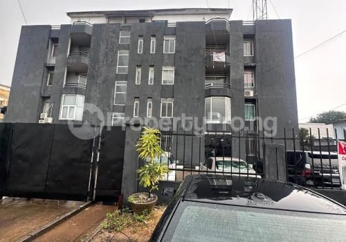 3-bedroom-apartment-with-spacious-rooms-ex6QfkuM7nyToXe7jJE91